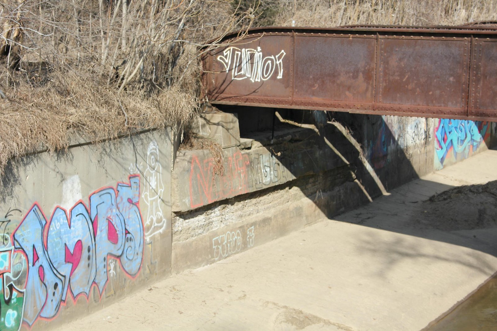 West abutment
